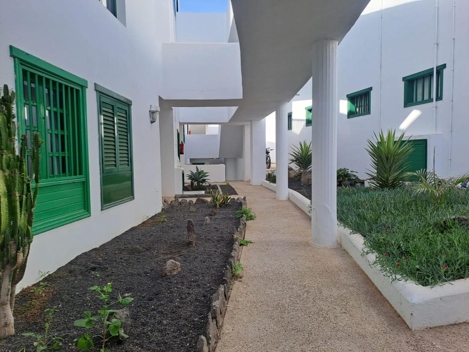 Azul Tuscan Playa Y Piscina Costa Teguise Exterior photo