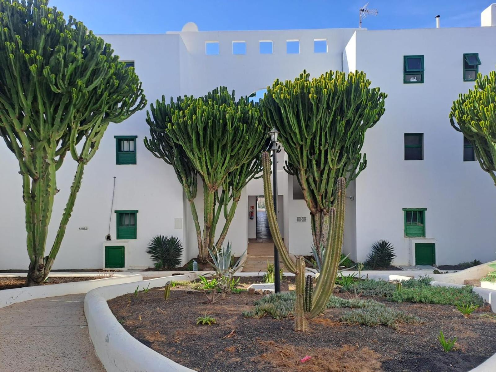 Azul Tuscan Playa Y Piscina Costa Teguise Exterior photo