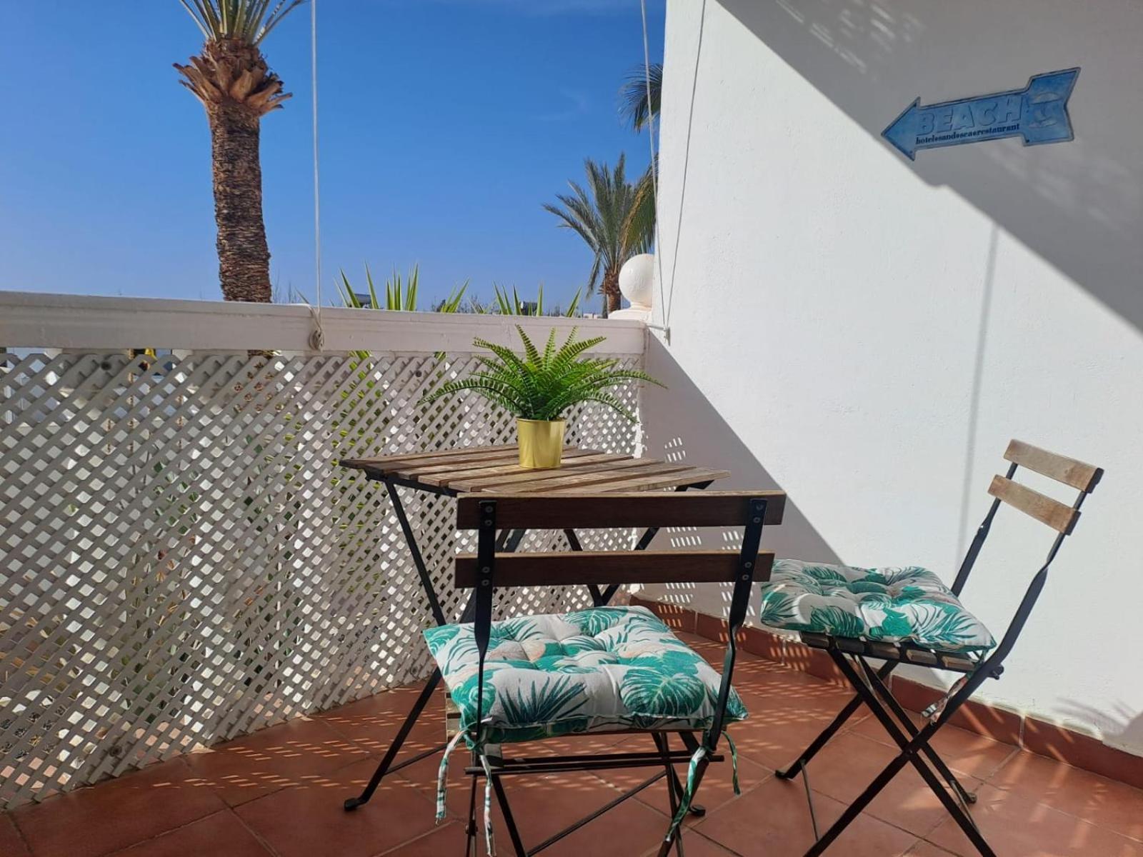 Azul Tuscan Playa Y Piscina Costa Teguise Exterior photo