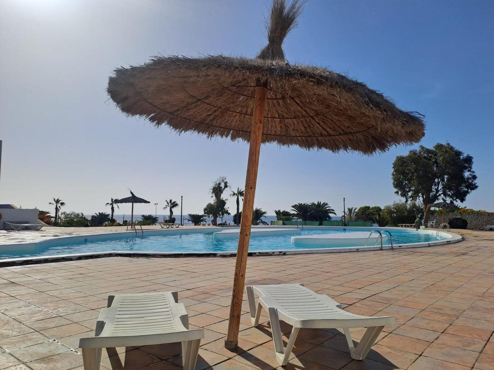 Azul Tuscan Playa Y Piscina Costa Teguise Exterior photo