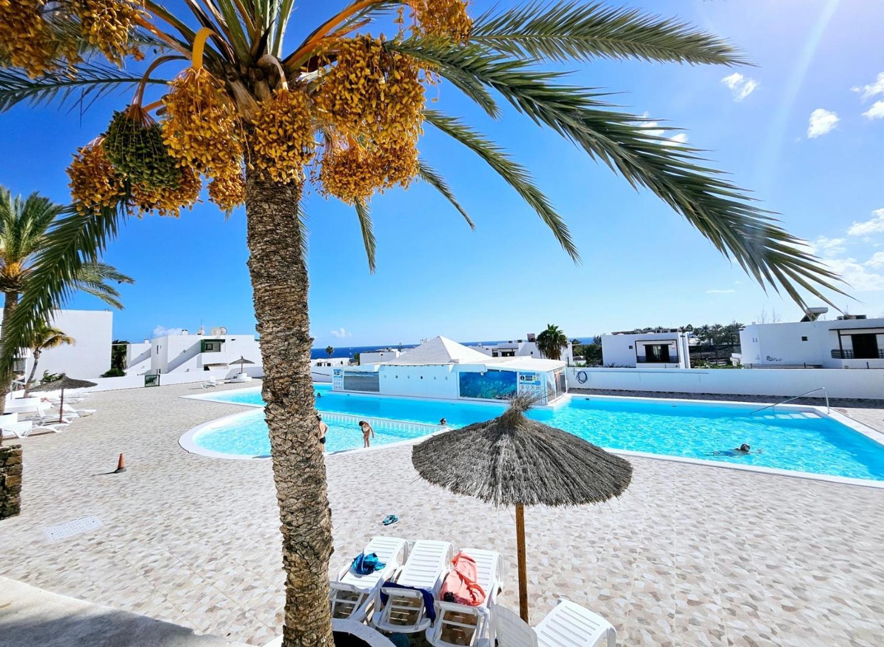 Azul Tuscan Playa Y Piscina Costa Teguise Exterior photo