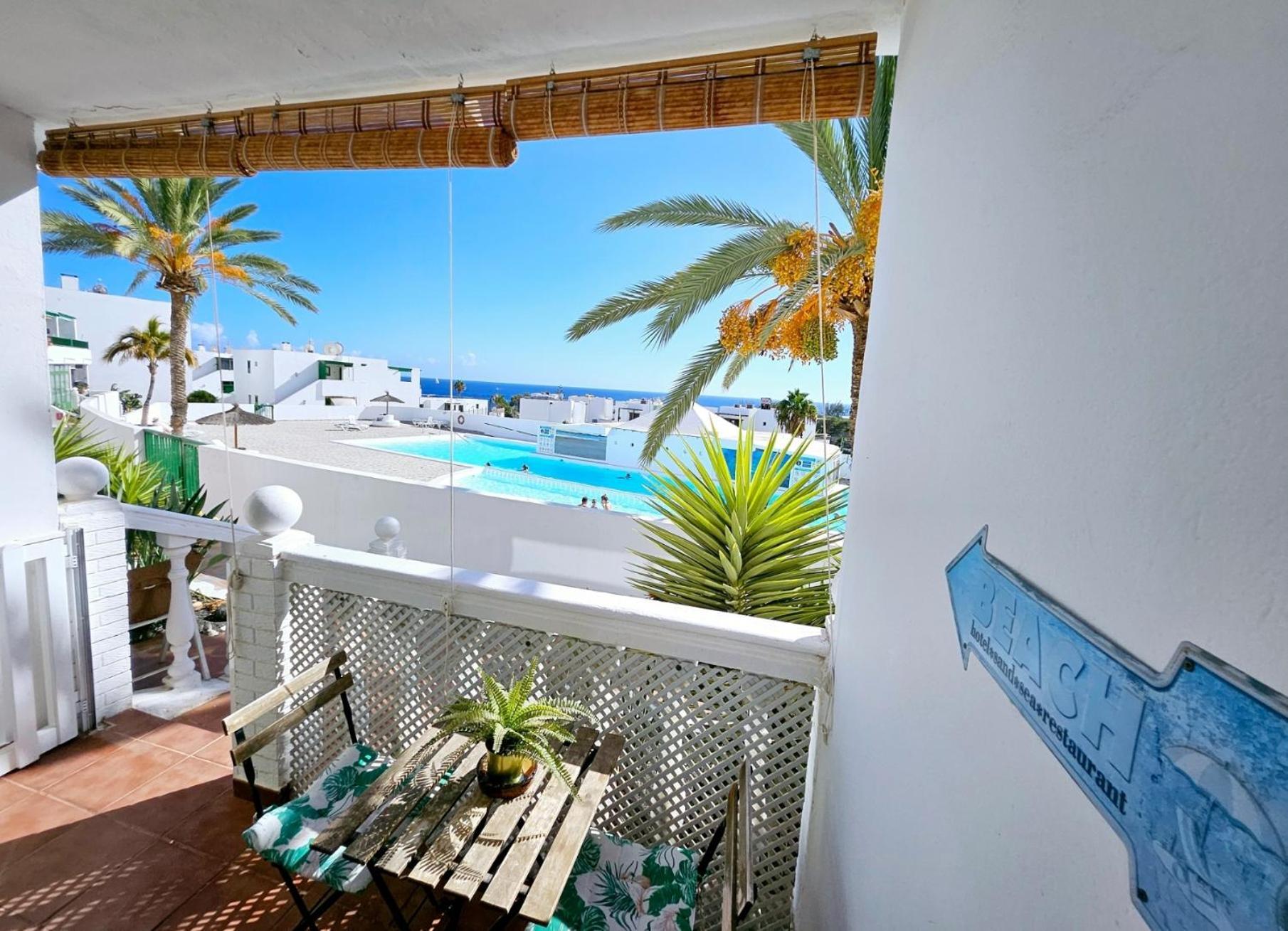 Azul Tuscan Playa Y Piscina Costa Teguise Exterior photo