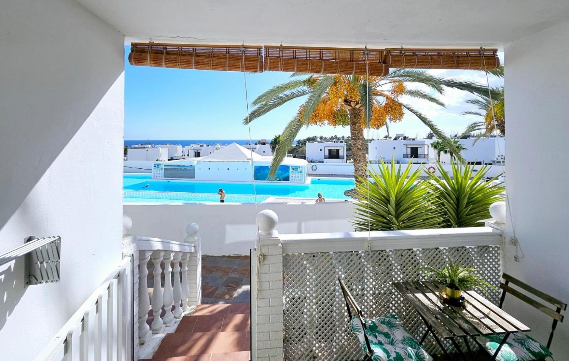 Azul Tuscan Playa Y Piscina Costa Teguise Exterior photo