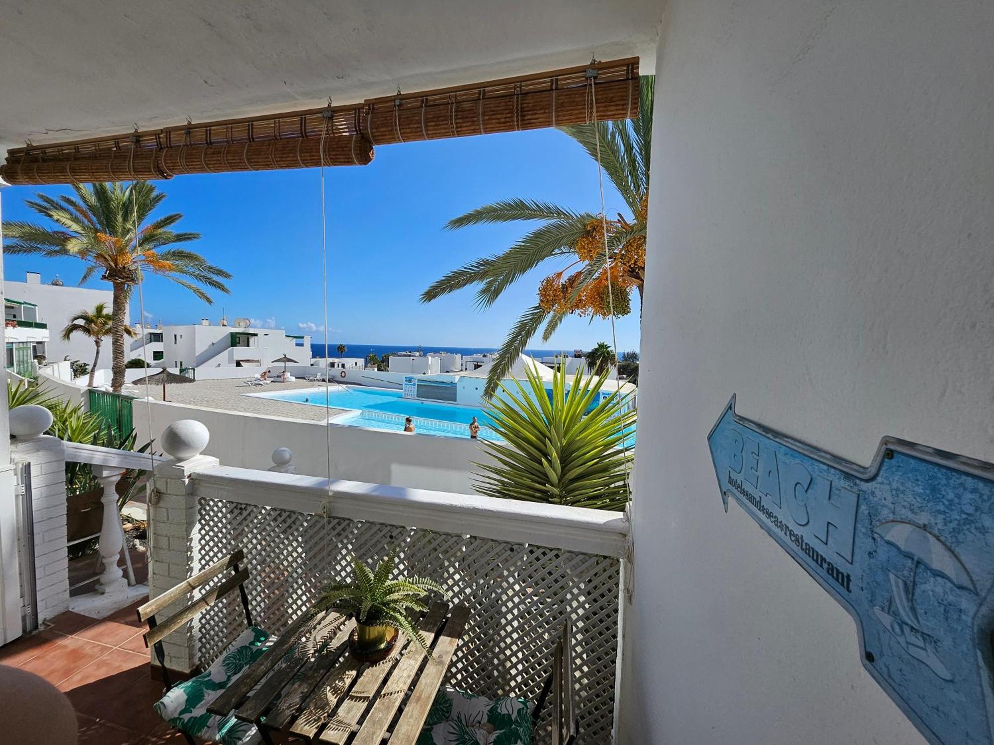 Azul Tuscan Playa Y Piscina Costa Teguise Exterior photo